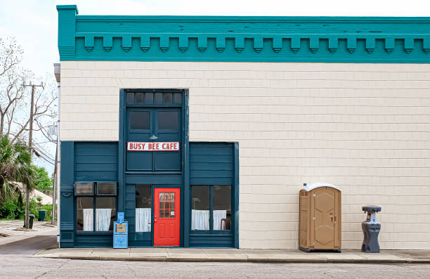 Best Portable toilet rental cost  in Thompsonville, CT